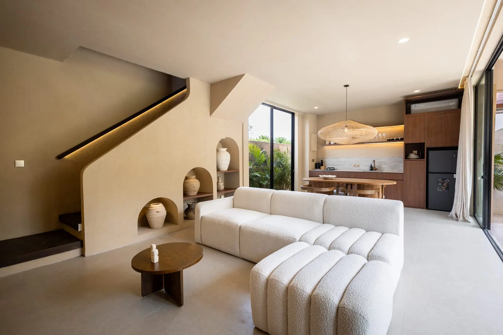 SISI 2-bedroom villa with gym access, photo 5 of 19