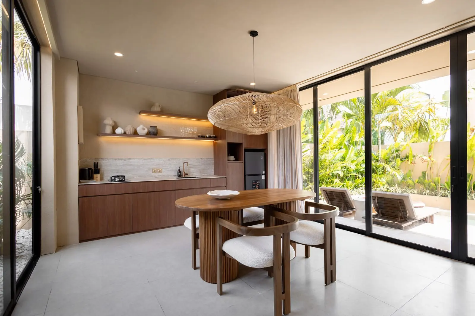 SISI 2-bedroom villa with gym access, photo 7 of 19