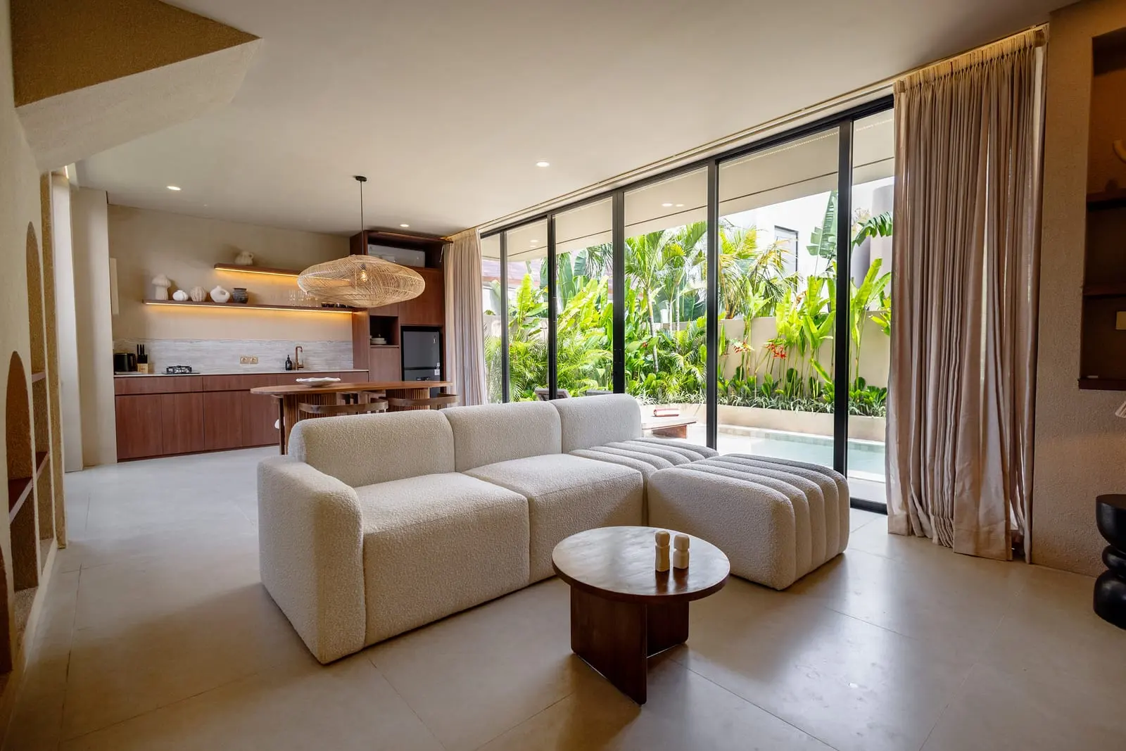 SISI 2-bedroom villa with gym access, photo 8 of 19