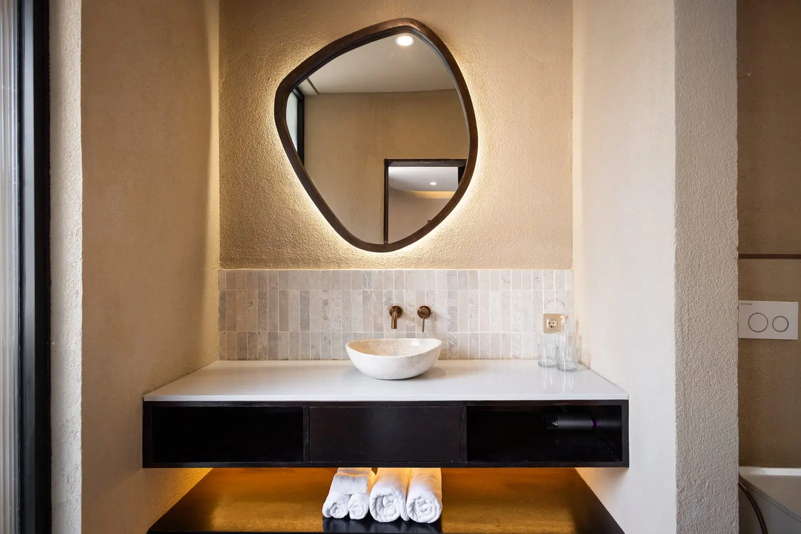 SISI 3-bedroom wellness villa, photo 11 of 14