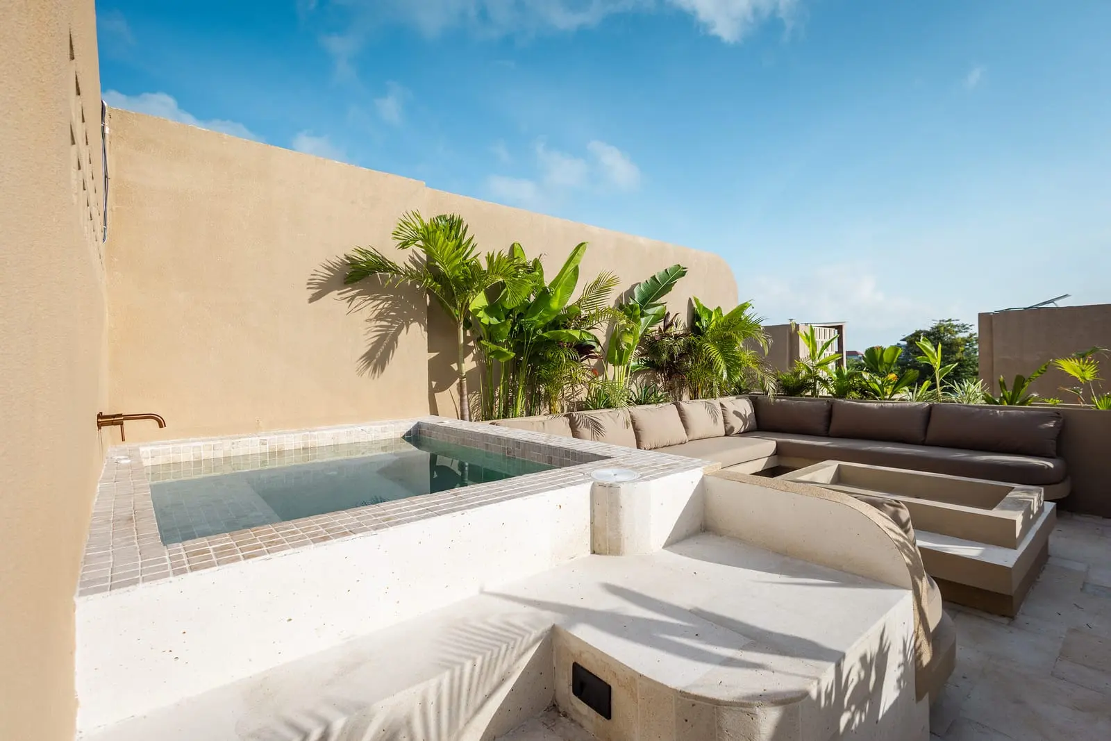SISI rooftop wellness villa with jacuzzi, photo 2 of 18