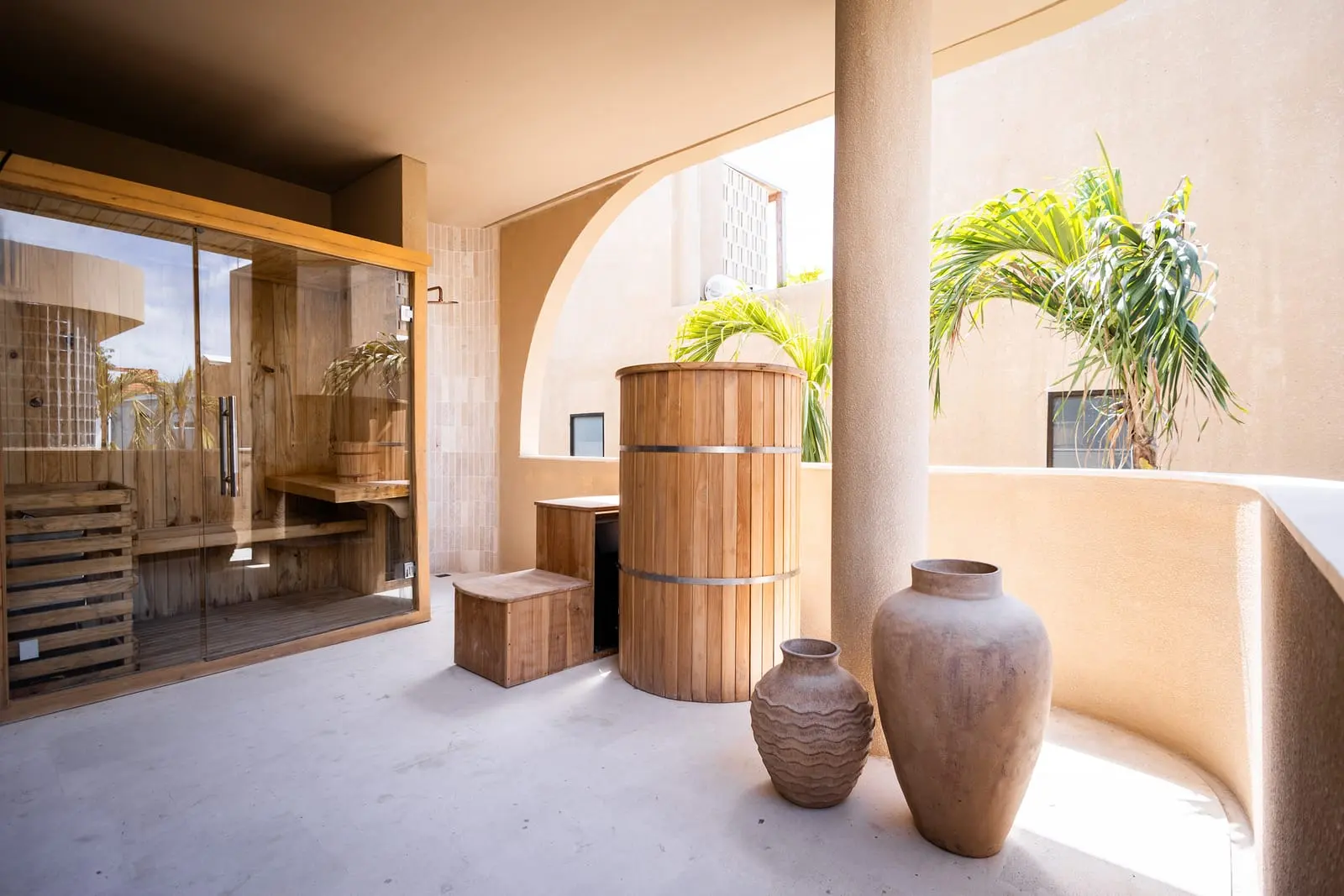 SISI rooftop wellness villa with jacuzzi, photo 3 of 18